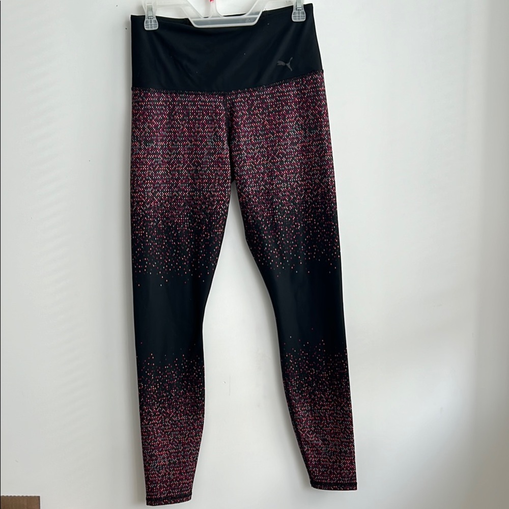 PUMA dry cell Black and Pink Patterned Leggings size M